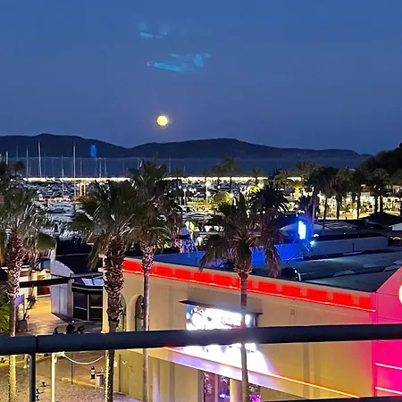 Penthouse Proche St Tropez-cavalaire *